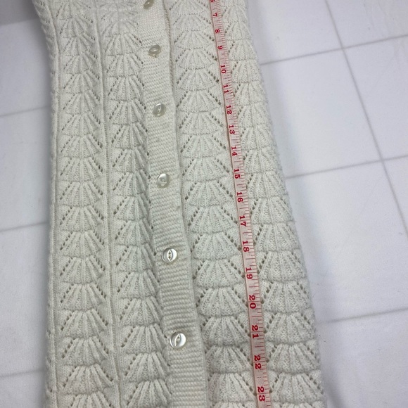 Women’s Sweater- White. Medium. Buttons Down. For cooler weather. - Picture 3 of 5